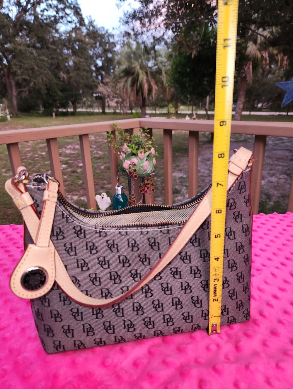Vintage Dooney & Burke Shoulder Purse EUC - Picture 8 of 10